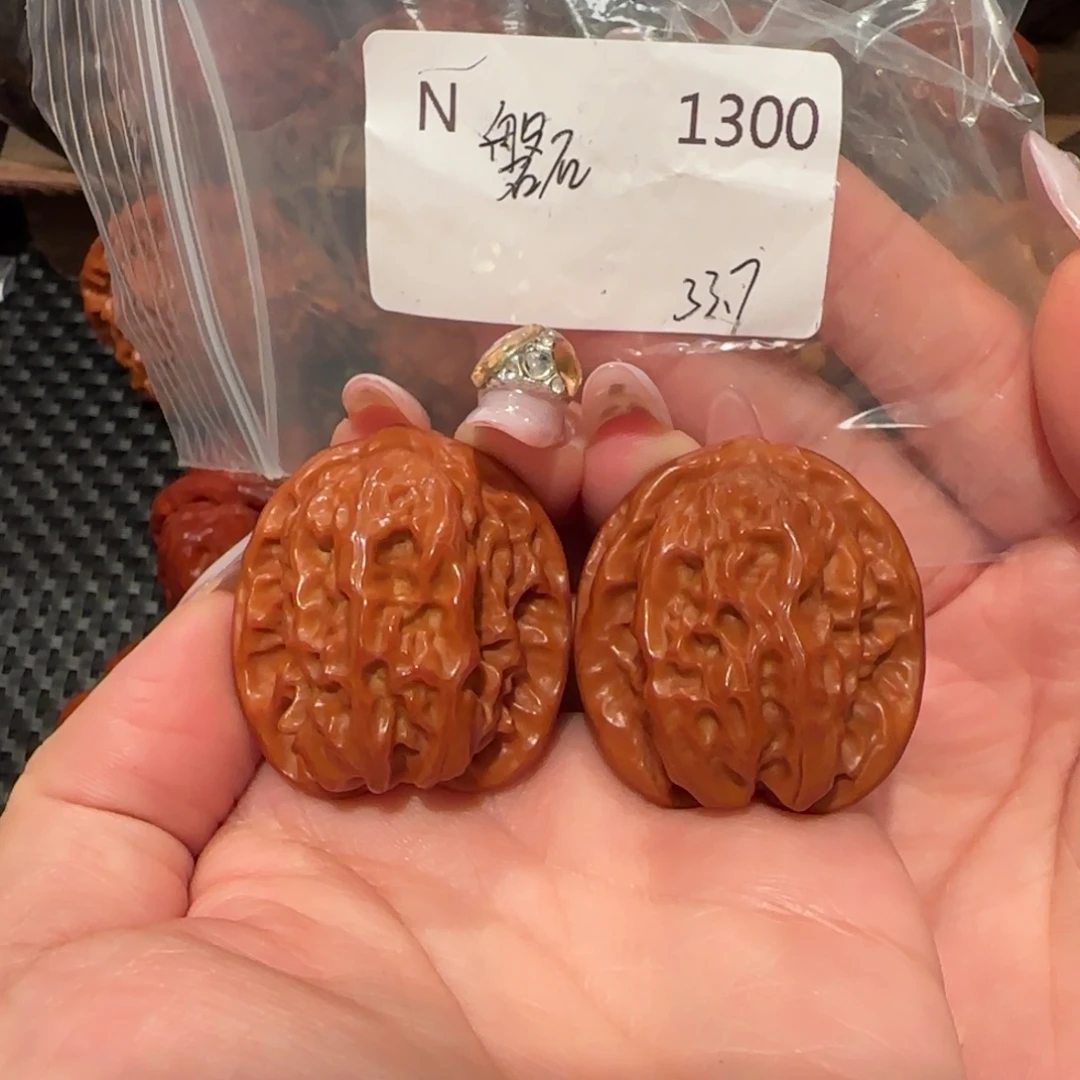 天***运吊坠文玩核桃磐石33精品