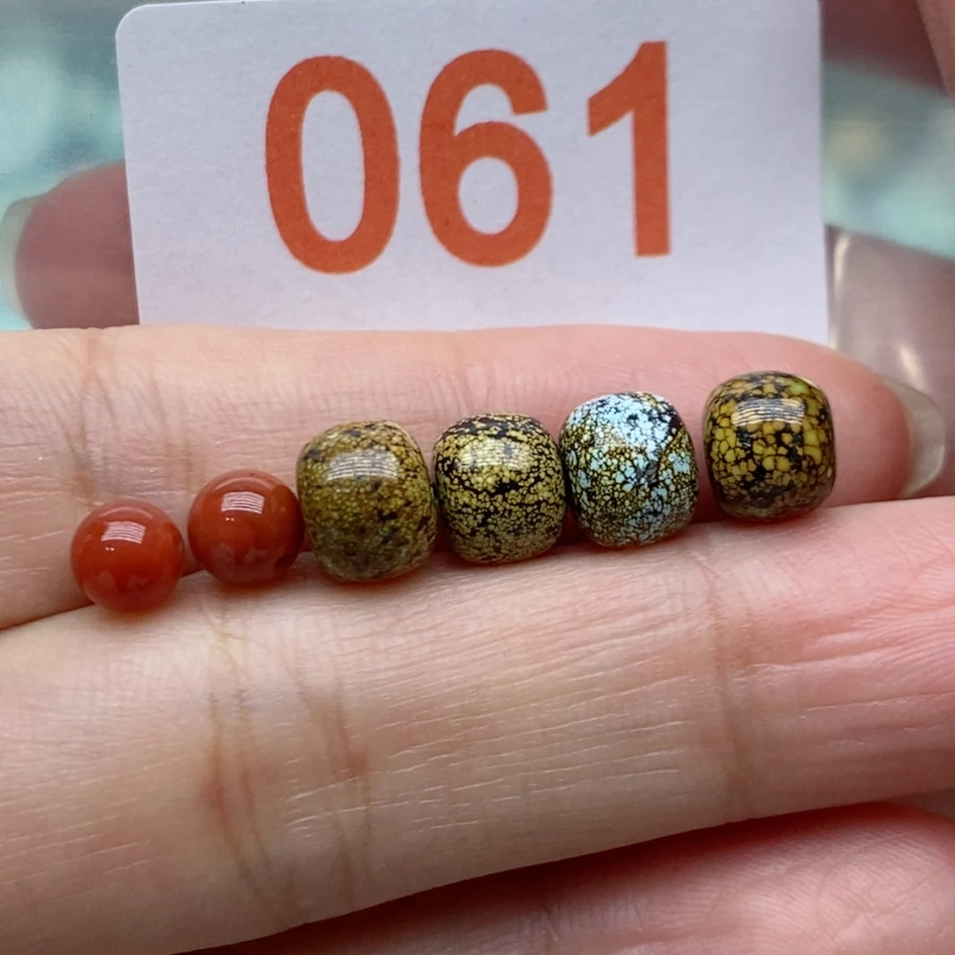 南红玛瑙未镶嵌珠宝奇石