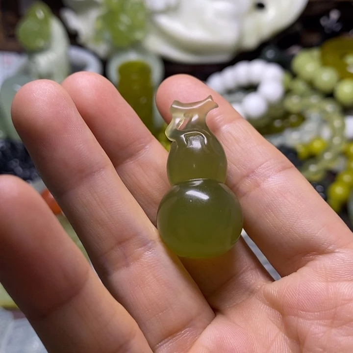 岫玉未镶嵌岫玉挂件