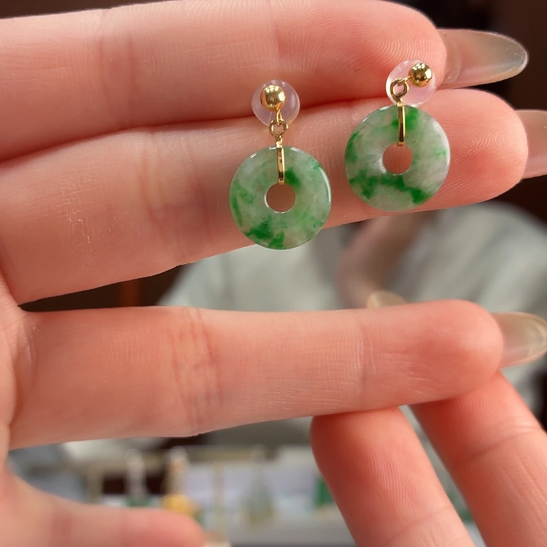 翡翠18K金镶嵌耳饰