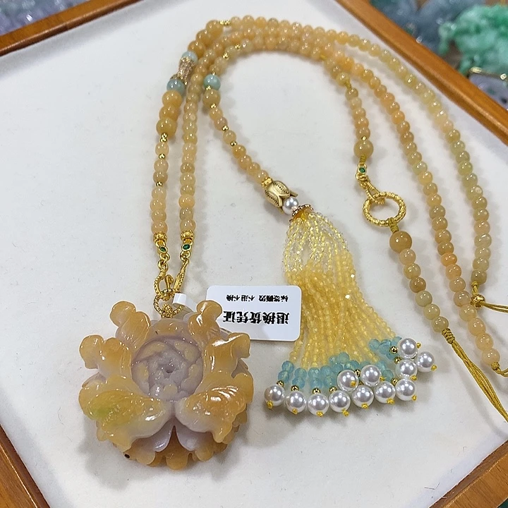 翡翠未镶嵌颈饰翡翠吊坠