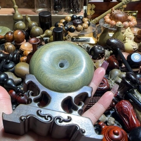 维腊木（绿檀）小**?