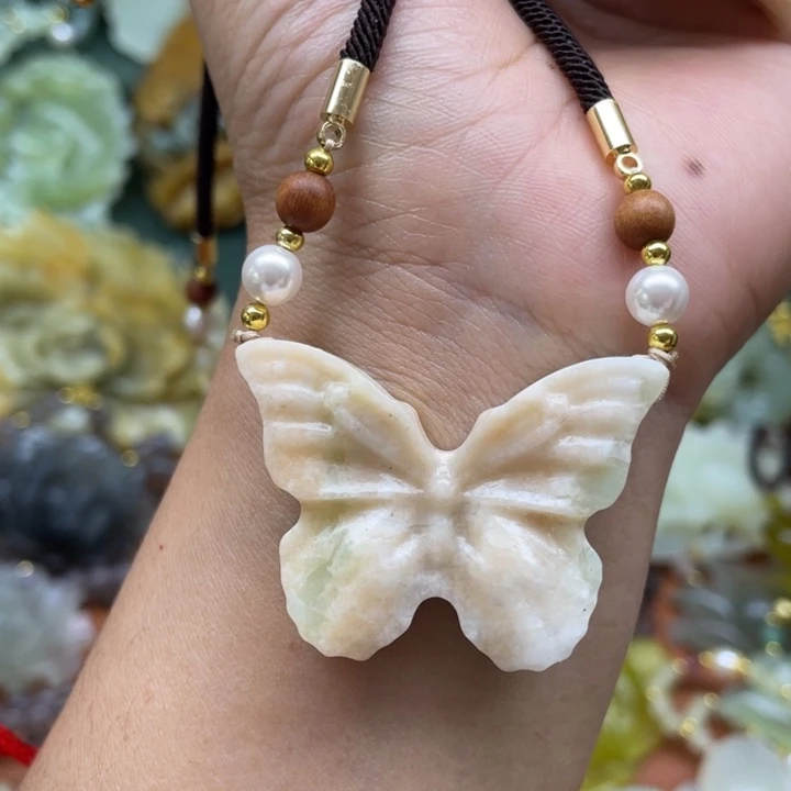 蛇纹石玉未镶嵌吊坠