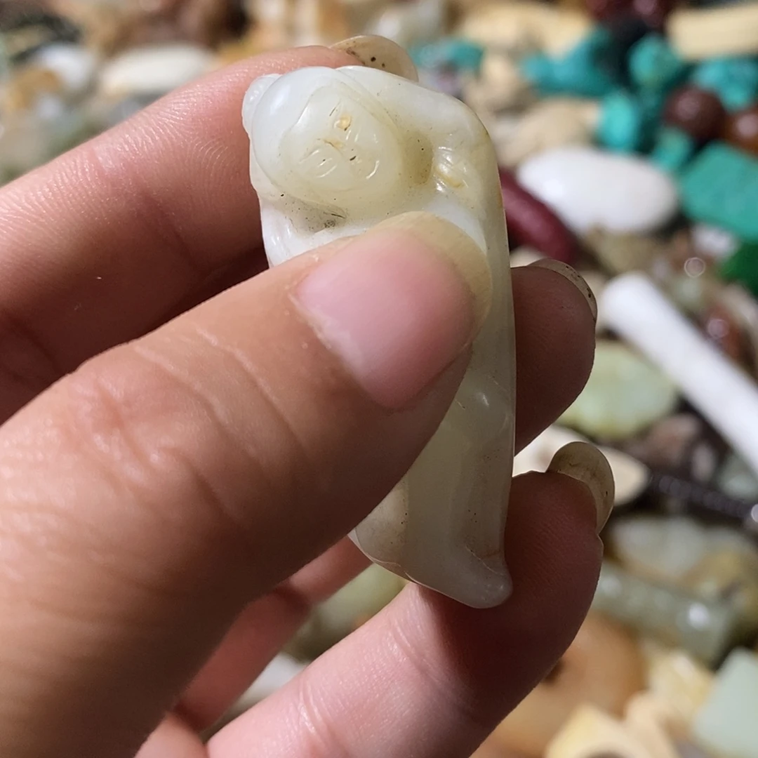 和田玉（糖玉）未镶嵌挂件