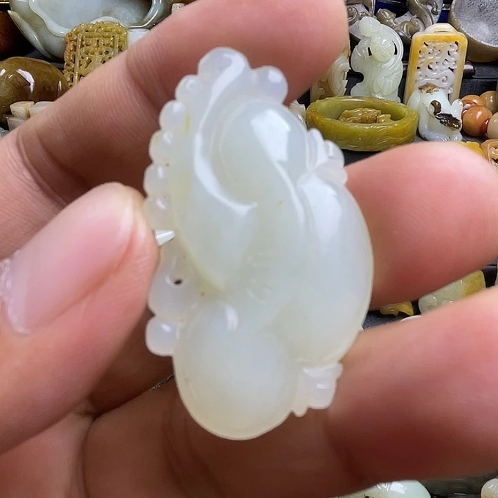 颈饰未镶嵌和田玉