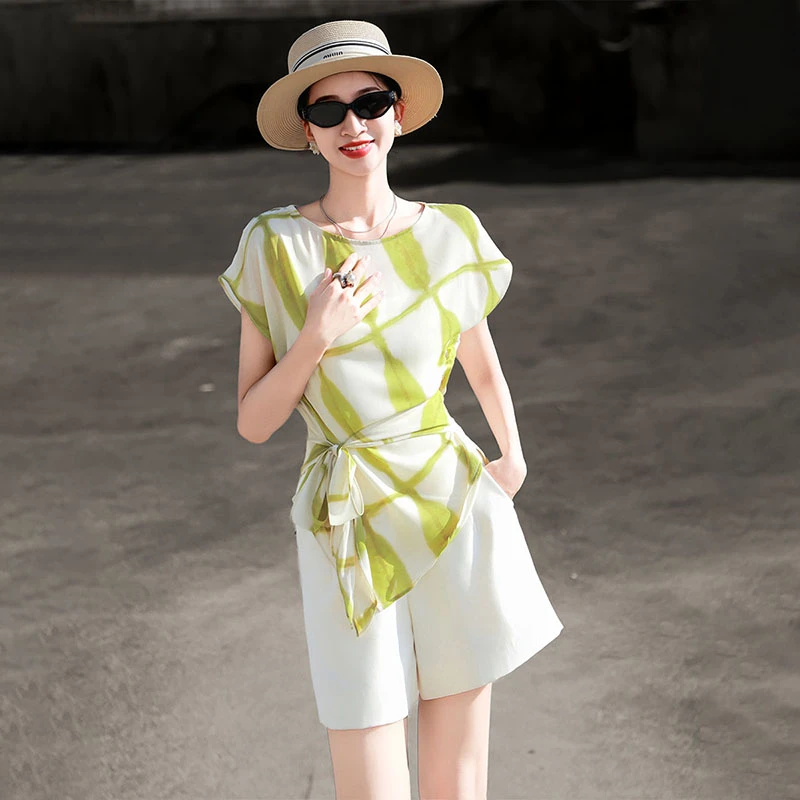 MEXCOCO/兰瑟儿夏季新款设计感不规则印花绑带衬衫上衣105XD0348