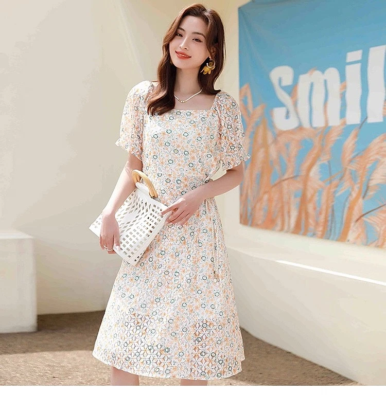 2882 夏季小清新碎花蕾丝系带显瘦连衣裙LY
