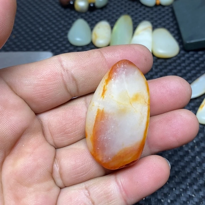 和田玉珠宝奇石未镶嵌