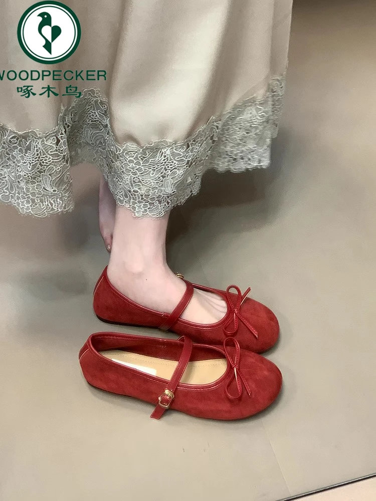 啄木鸟法式圆头平底浅口单鞋女2025新款春秋百搭配裙子玛丽珍单鞋