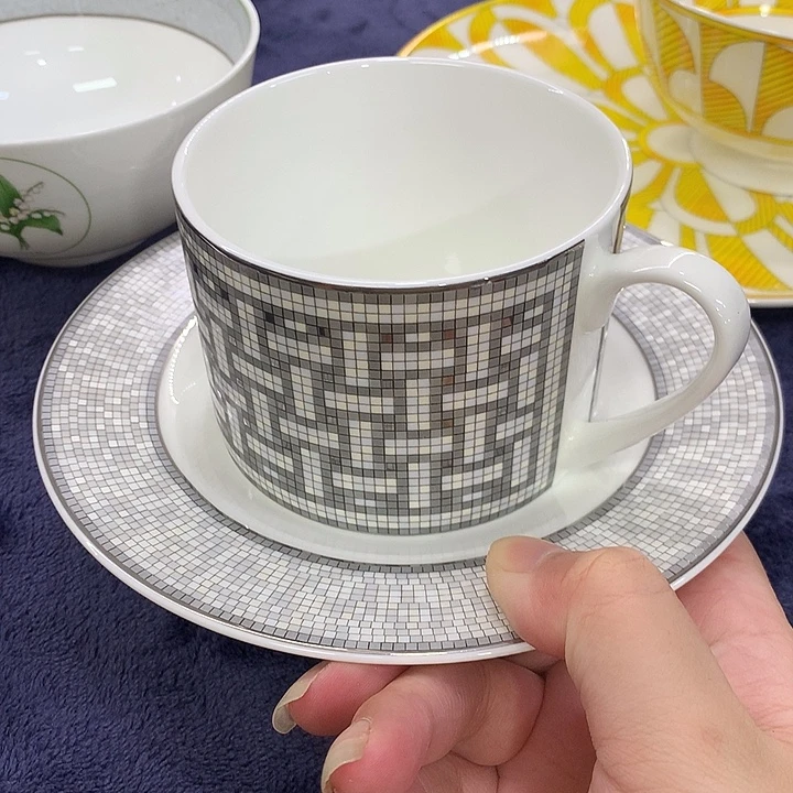 瓷片咖啡☕️？！？咖啡