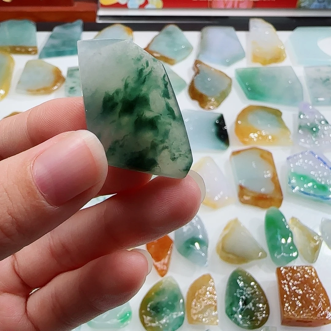 定制翡翠未镶嵌翡翠定制