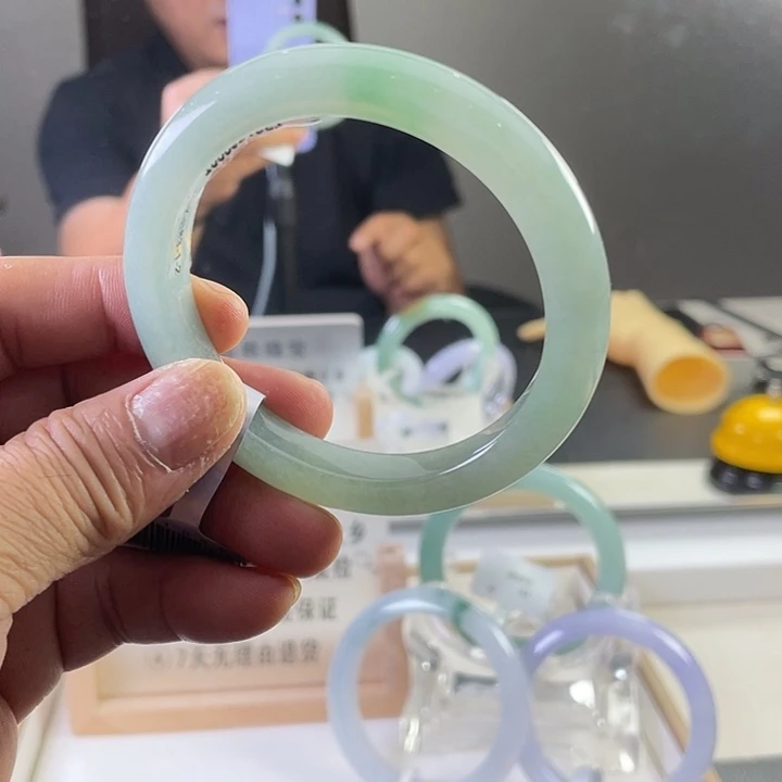 未镶嵌手镯翡翠成品
