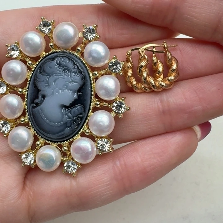 淡水珍珠耳饰未镶嵌