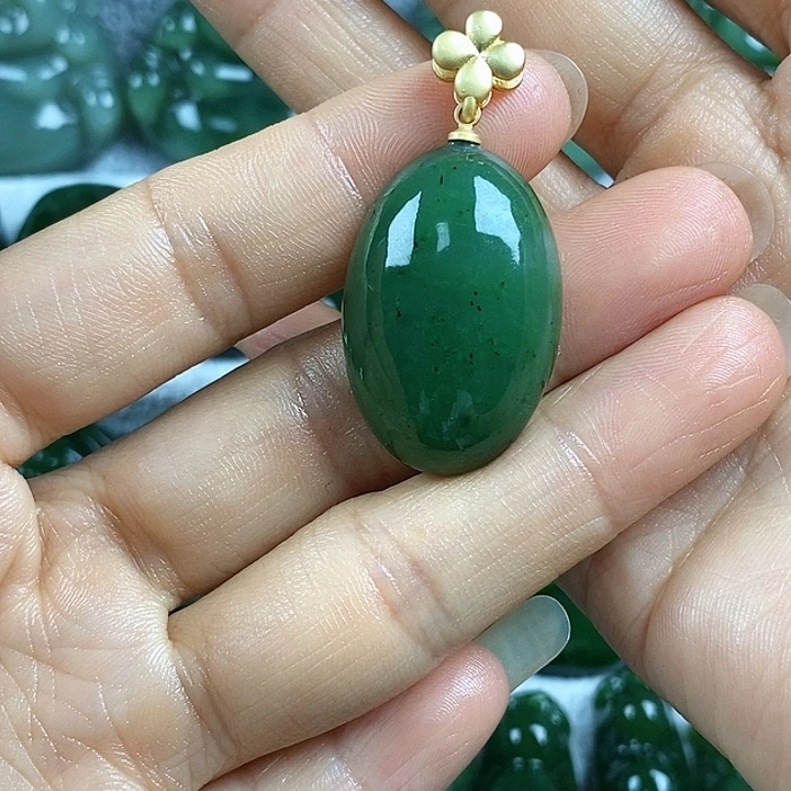 吊坠(不含链)未镶嵌和田玉（碧玉）