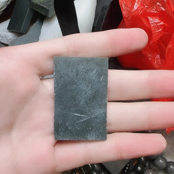 未镶嵌和田玉（青玉）珠宝半成品