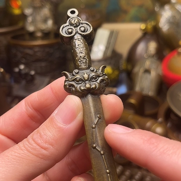 精美铜器批发档口