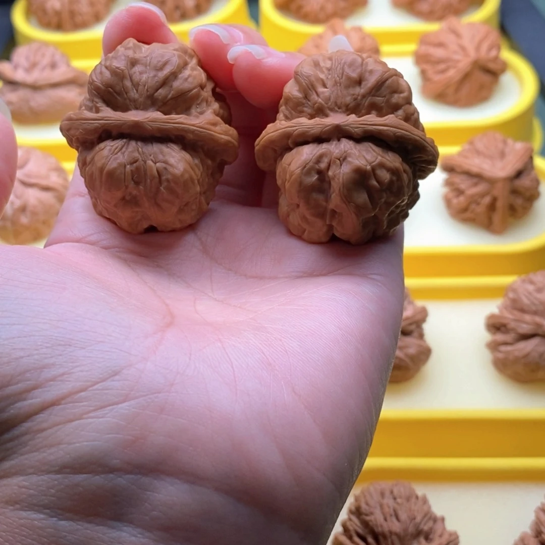 文玩核桃把件蛤蟆头38