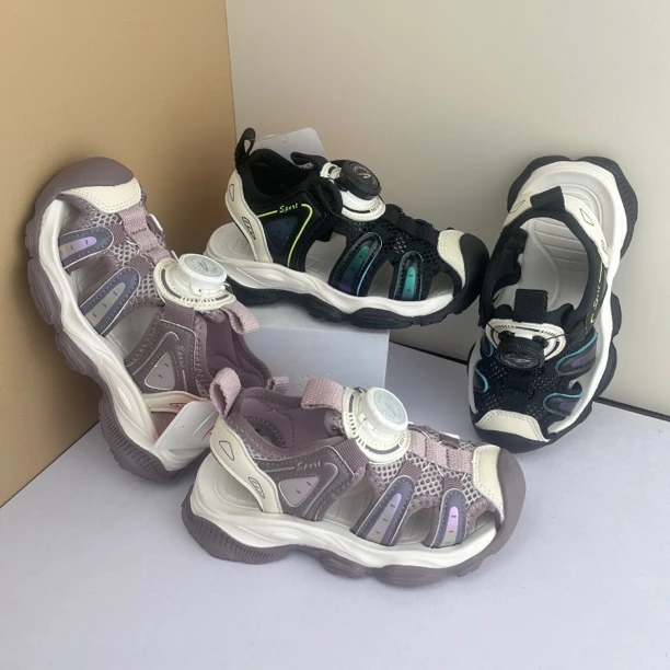 夏季新款儿童溯溪鞋男童女童休闲舒适百搭纽扣包头凉鞋025