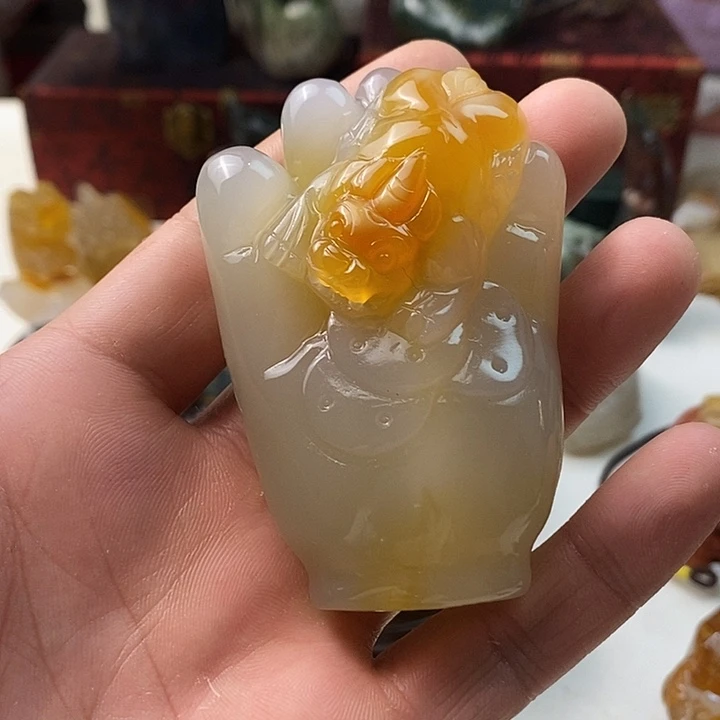 未镶嵌颈饰玛瑙/玉髓