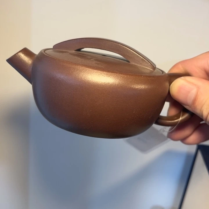 紫砂茶宠紫砂的味道很好闻