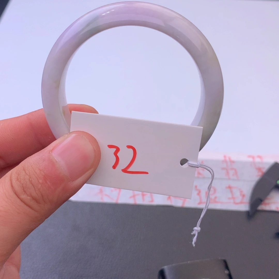 翡翠手镯未镶嵌5558888888888