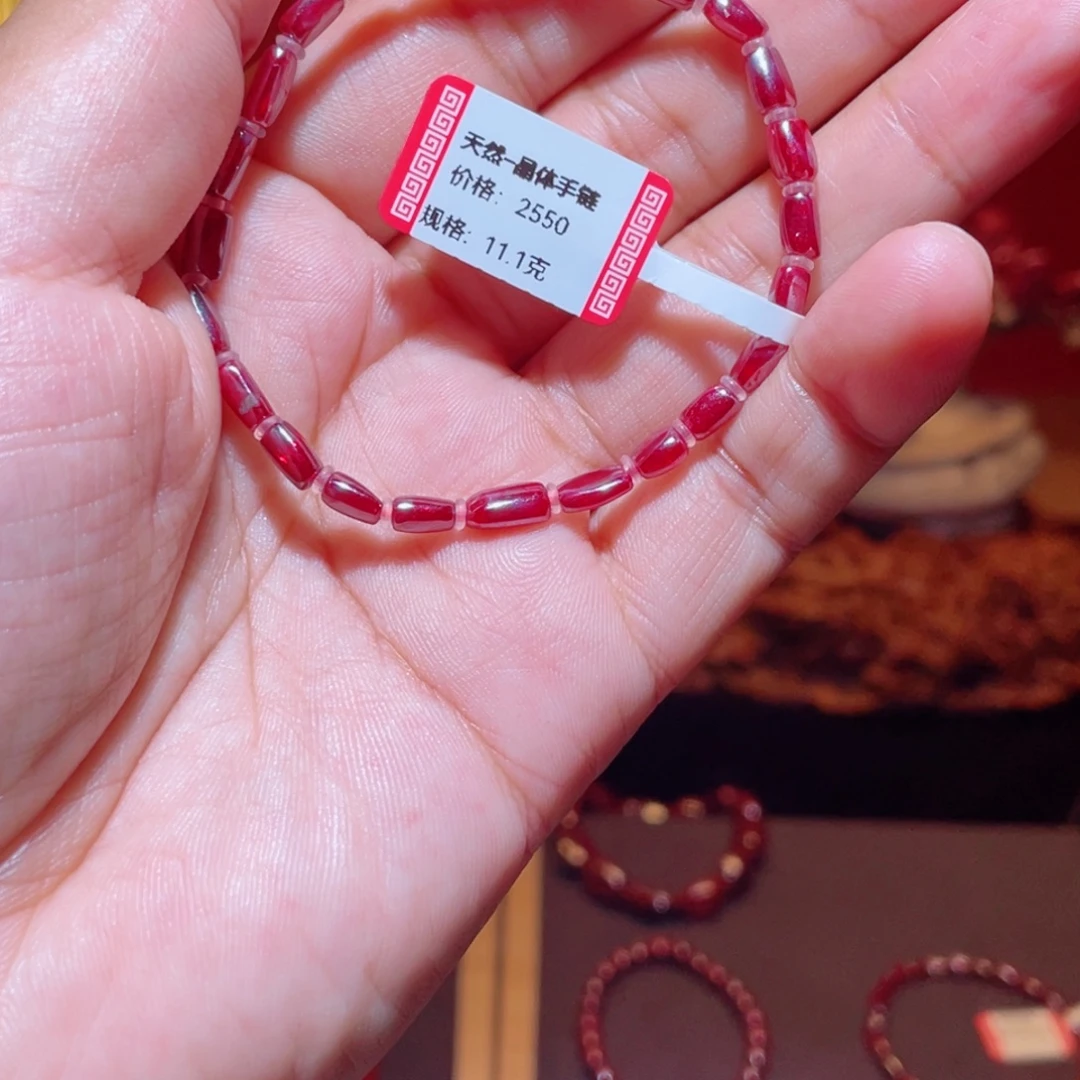 J***Q天然辰砂万山单晶体随行手链