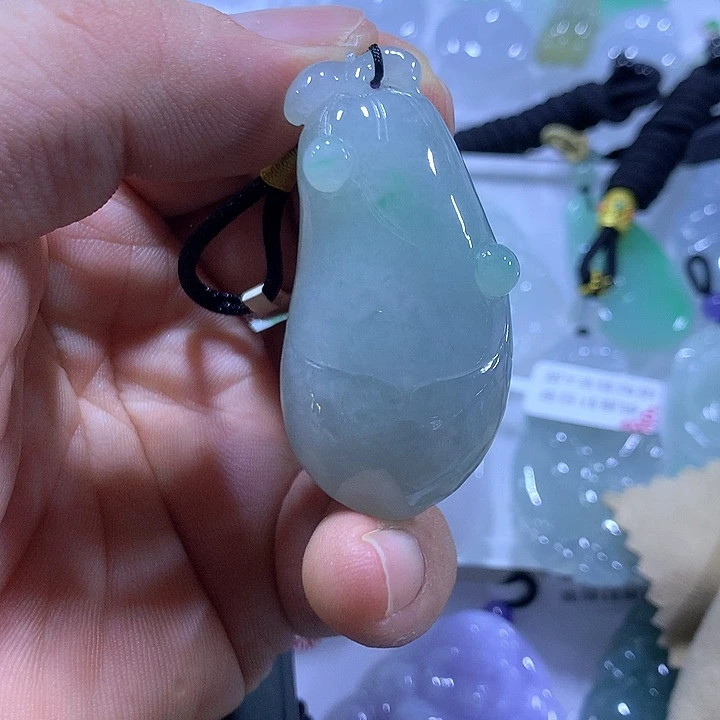 翡翠未镶嵌颈饰天然翡翠A货吊坠