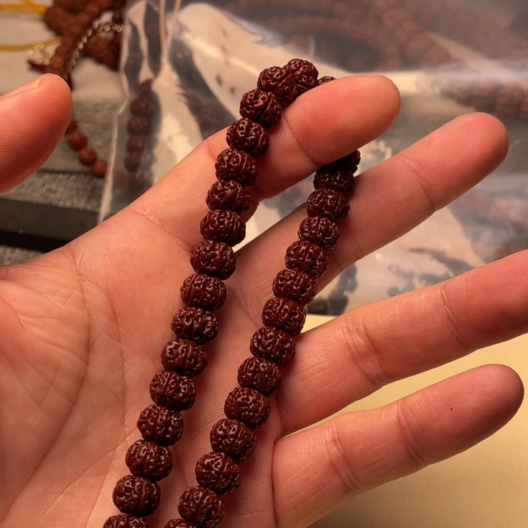 金刚菩提吊坠无****.红串不支持下水