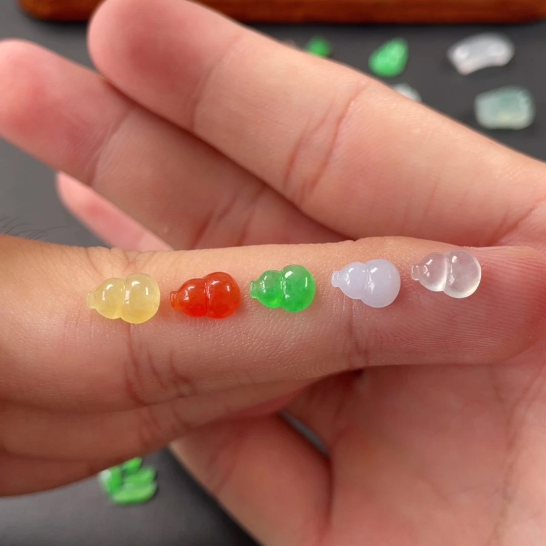 翡翠未镶嵌挂件翡翠珠宝翡翠珠宝