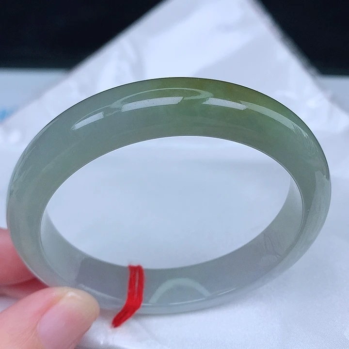 未镶嵌手镯翡翠天然
