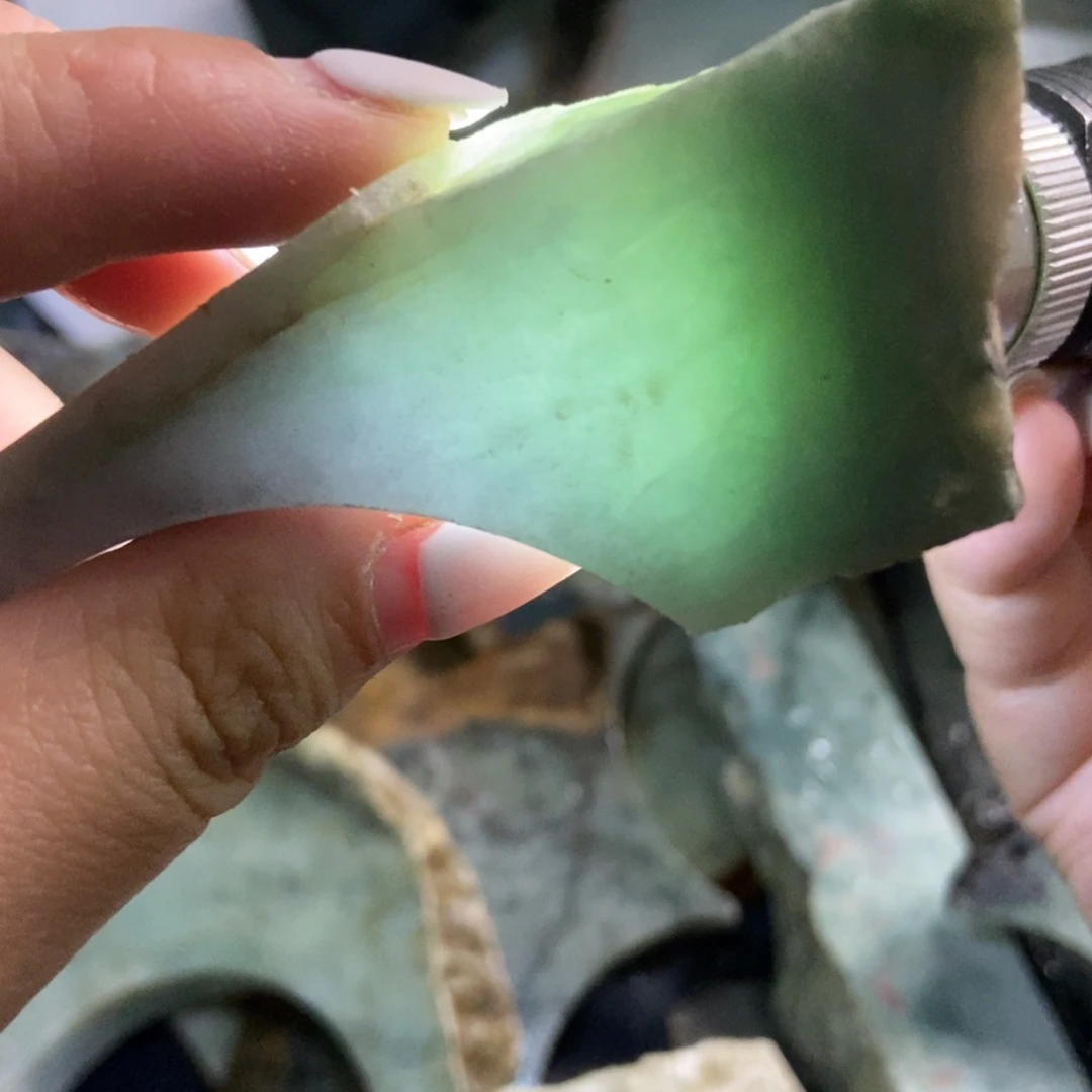 翡翠未镶嵌挂件天然翡翠