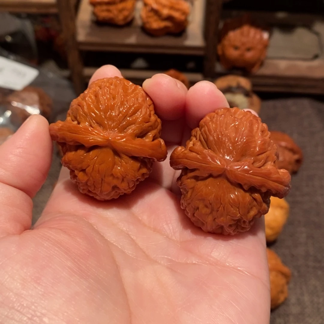 文玩核桃吊坠38白狮子777