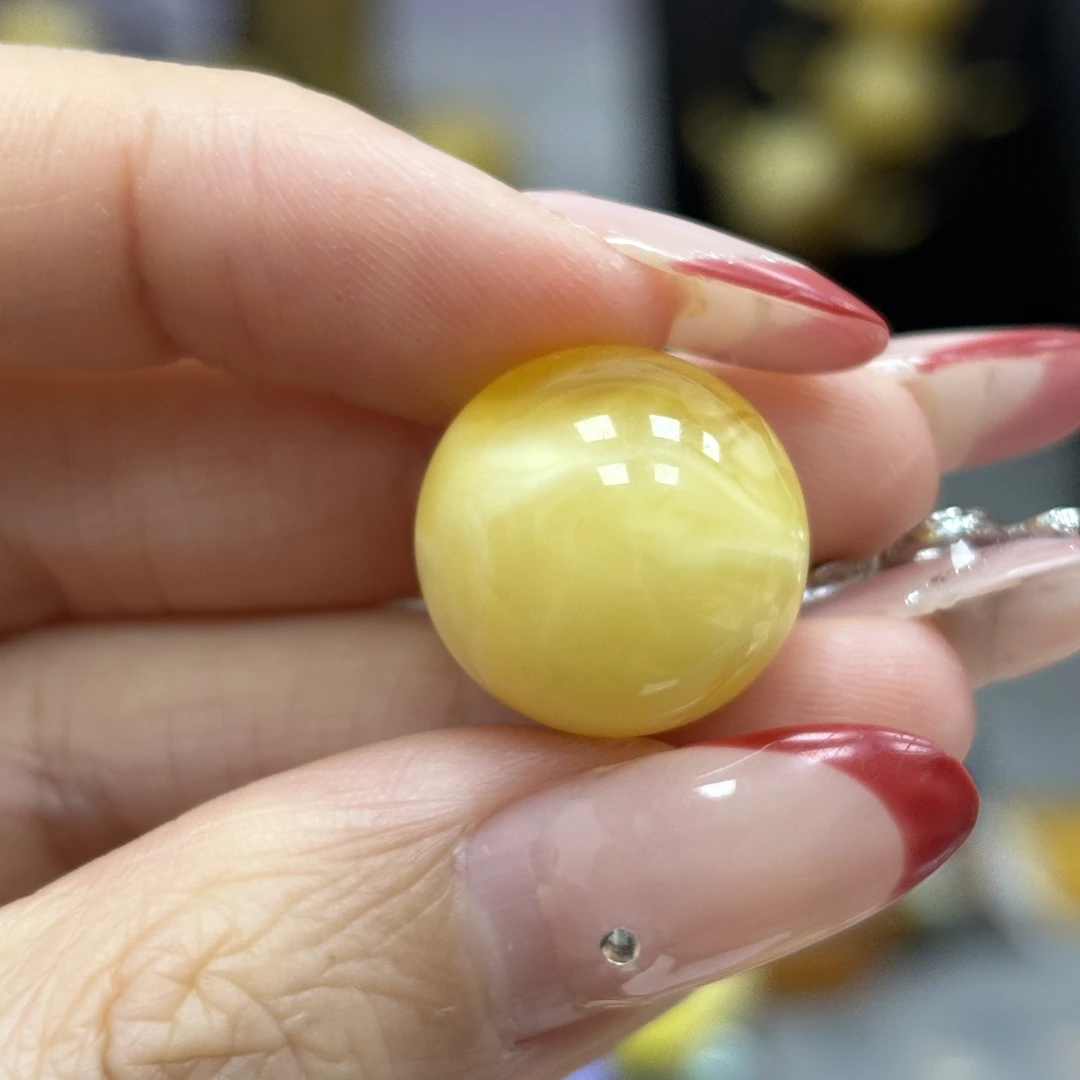16.5mm微瑕· 小妖珠宝天然原矿琥珀蜜蜡