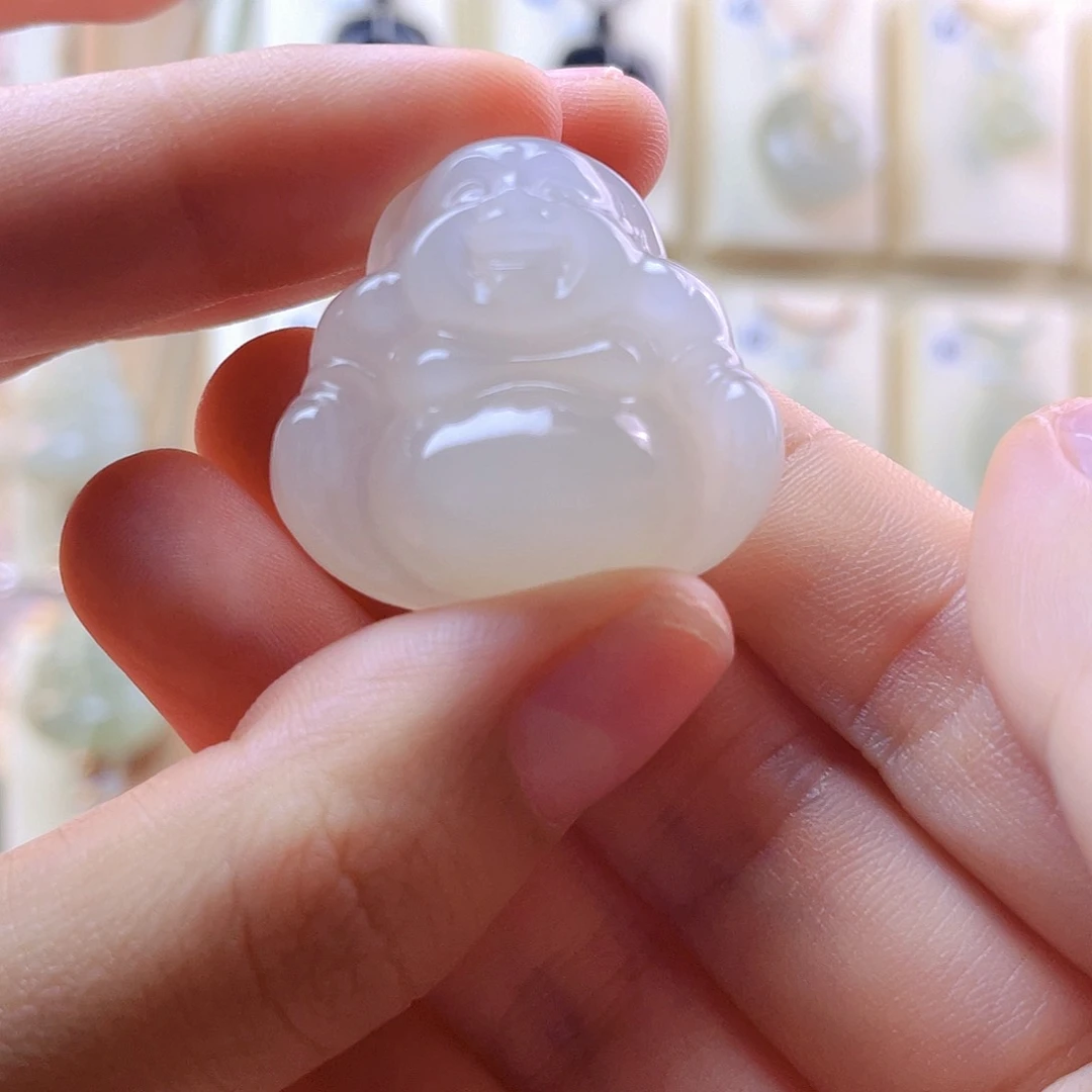 徐***徐和田玉未镶嵌吊坠(赠链)