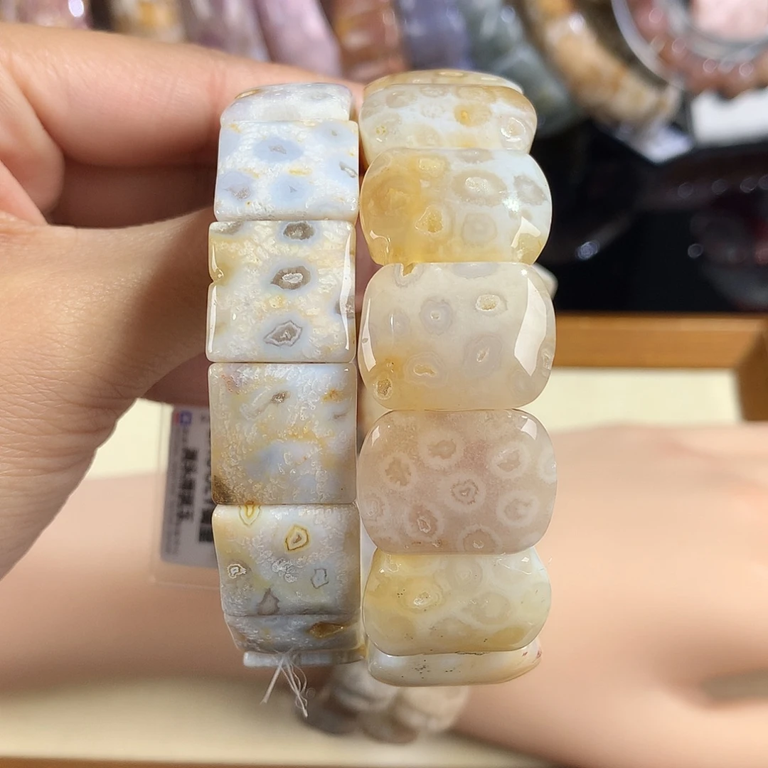 硅化珊瑚（珊瑚玉）未镶嵌吊坠(赠链)51号128漏88