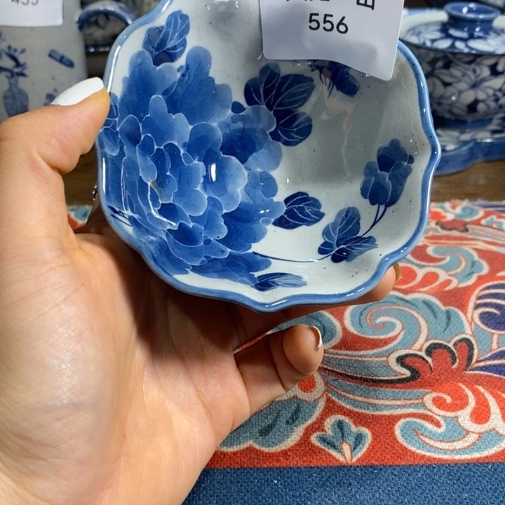 景德镇手绘牡丹普洱杯