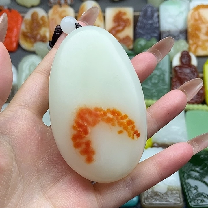 颈饰未镶嵌和田玉