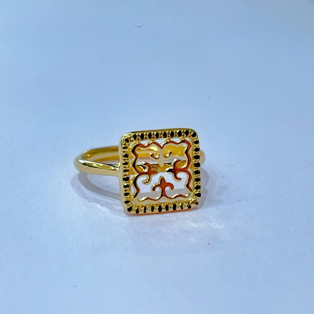 366小别克珠宝-方形刺绣纹开口戒