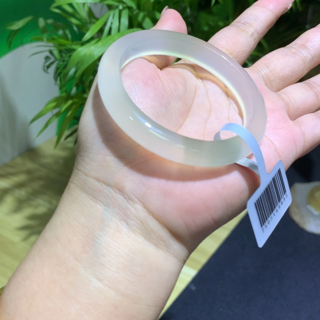 玛瑙/玉髓未镶嵌手镯两抹绿