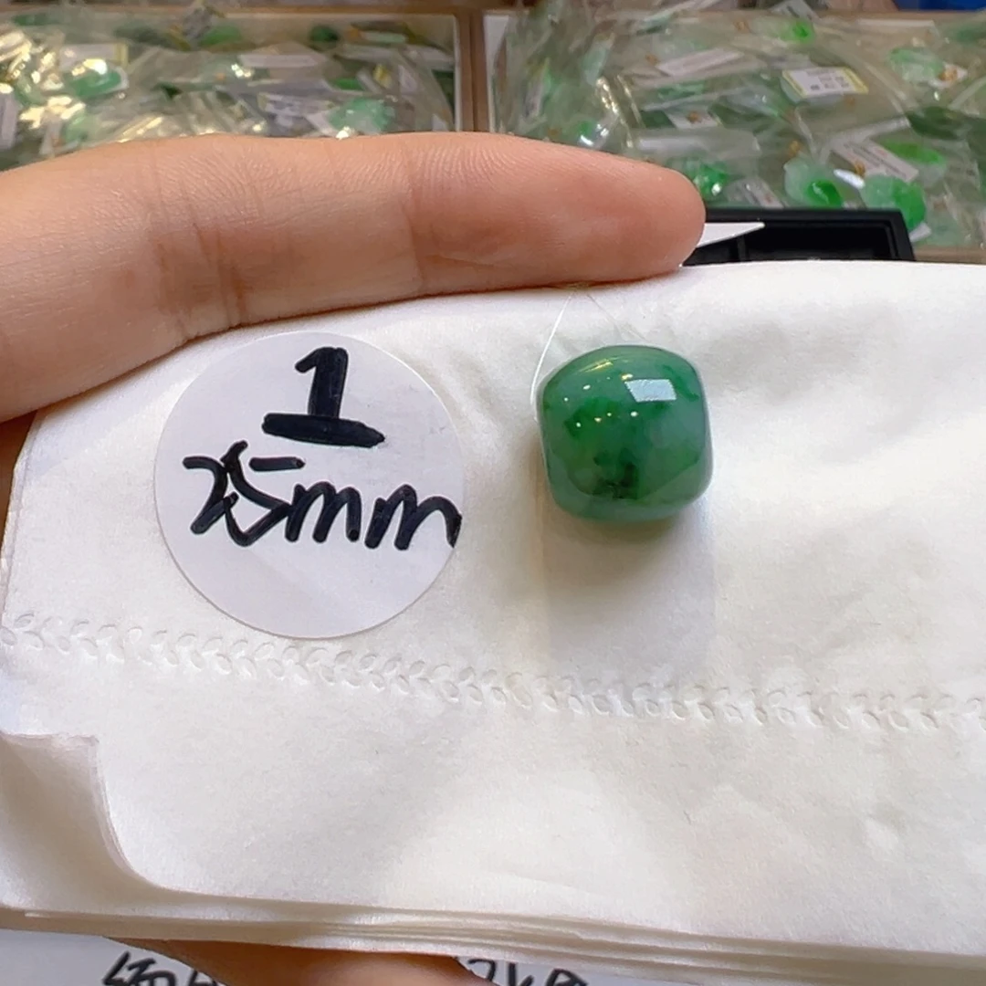 吊坠(不含链)18K金镶嵌翡翠