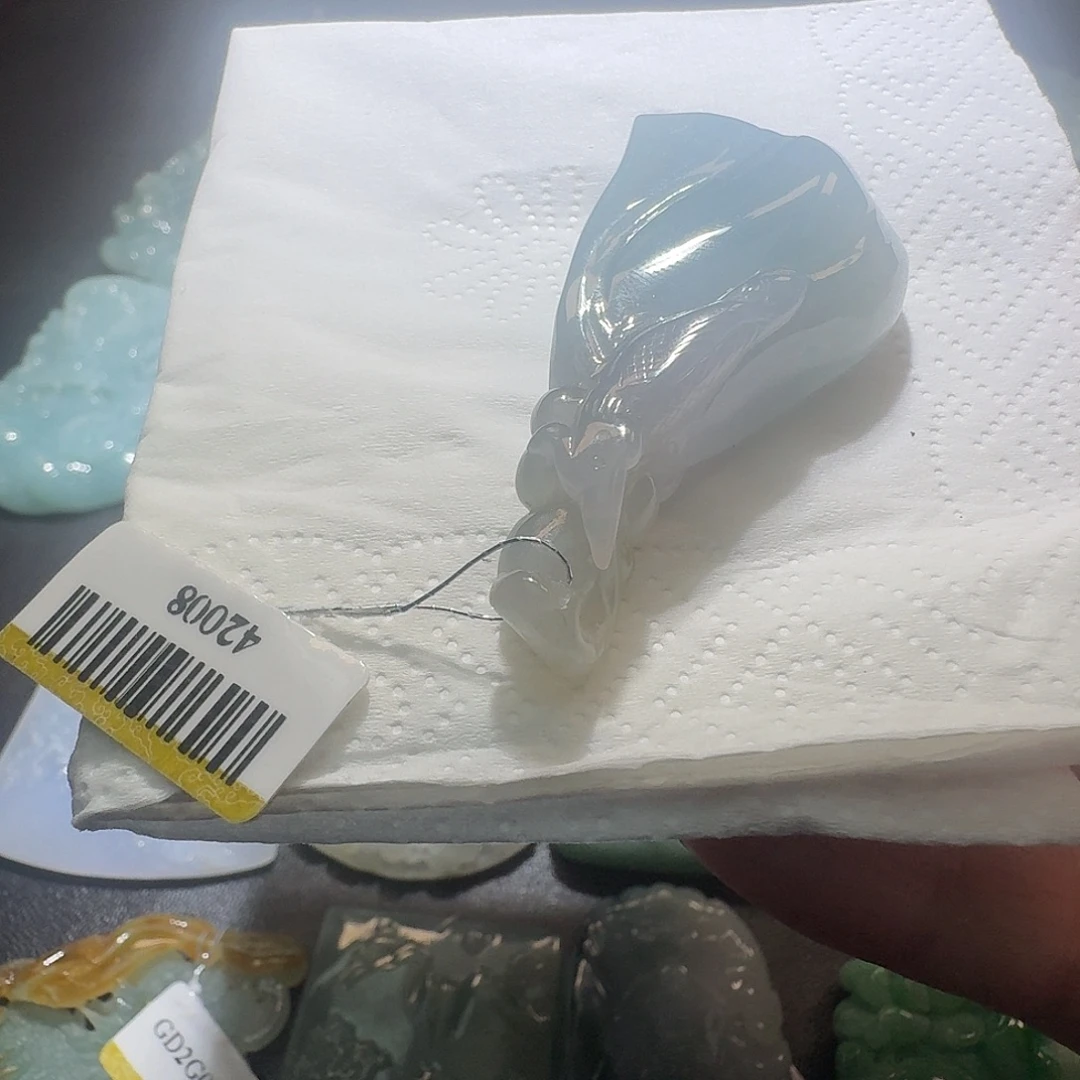 翡翠未镶嵌颈饰吊坠