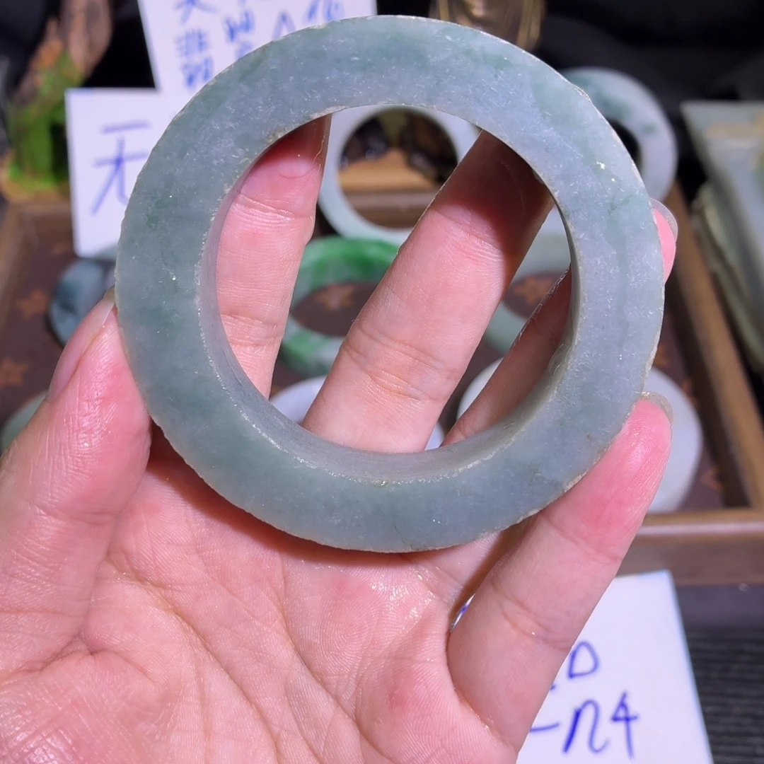 定制翡翠未镶嵌翡翠A货毛胚手镯定制