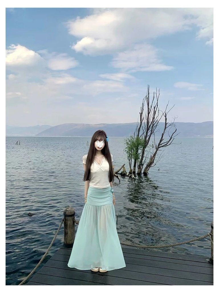 设计感小众蕾丝v领女夏短袖蕾丝拼接薄荷绿色半身长裙女套装