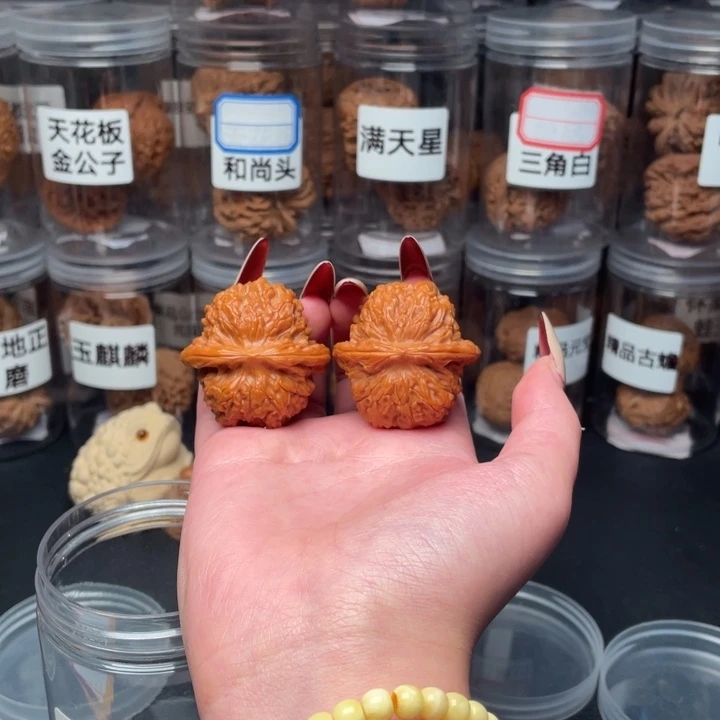 啦***啦核桃手串/手链血麒麟40