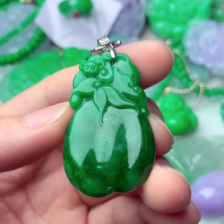 翡翠未镶嵌吊坠(不含链)