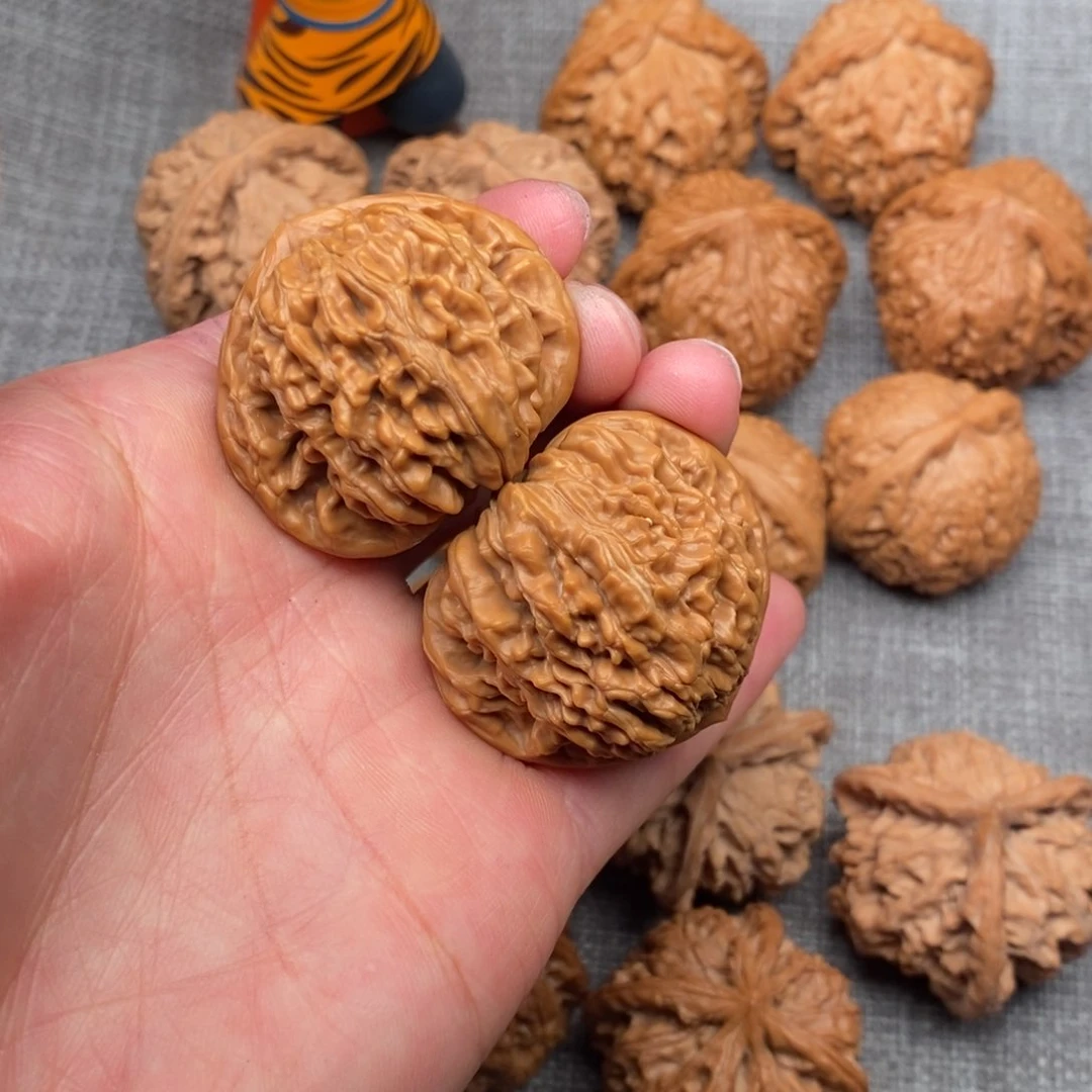 文玩核桃把件39平谷楼