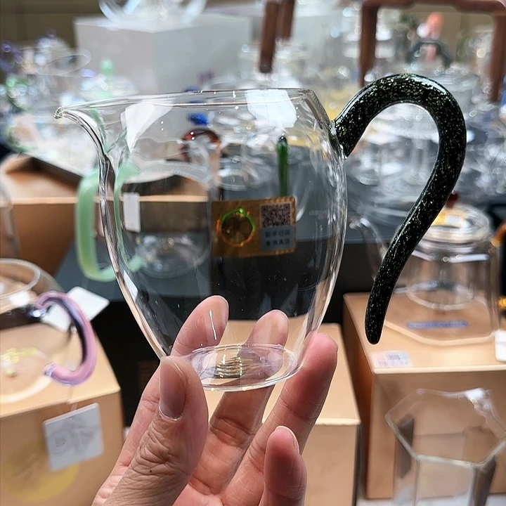 ?****弟禾器黑金怡然公道杯