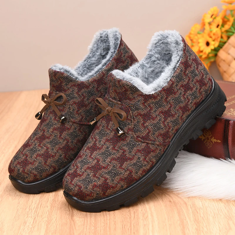 冬季中老年妈妈鞋女棉鞋软底防滑休闲老北京布鞋加绒加厚保暖棉鞋