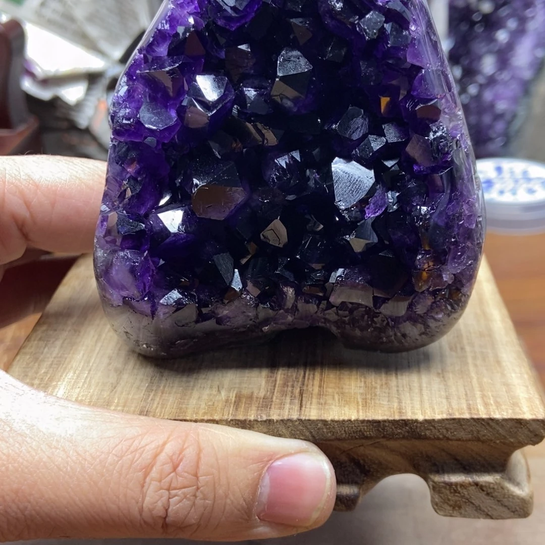 紫晶大型摆件（非配饰）未镶嵌