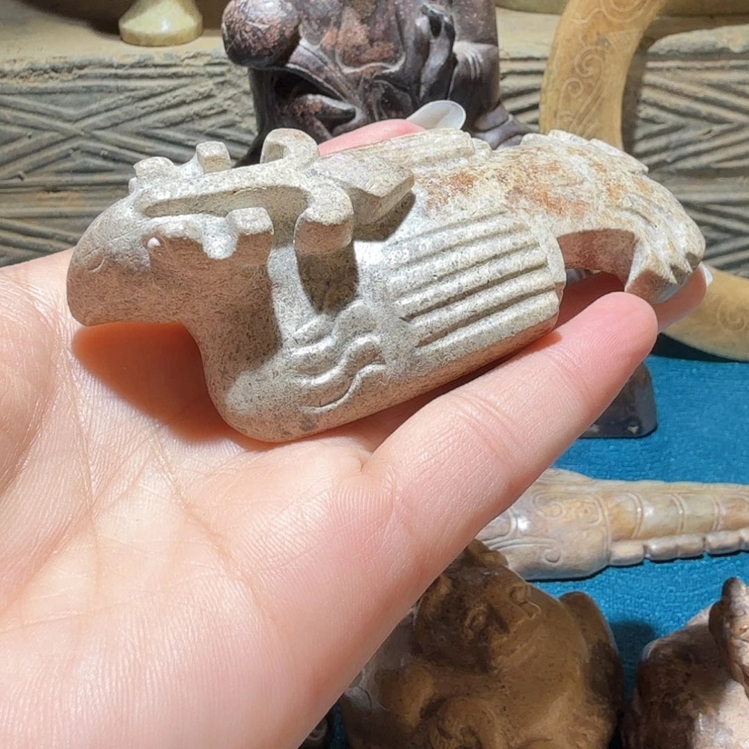 已***置和田玉未镶嵌挂件